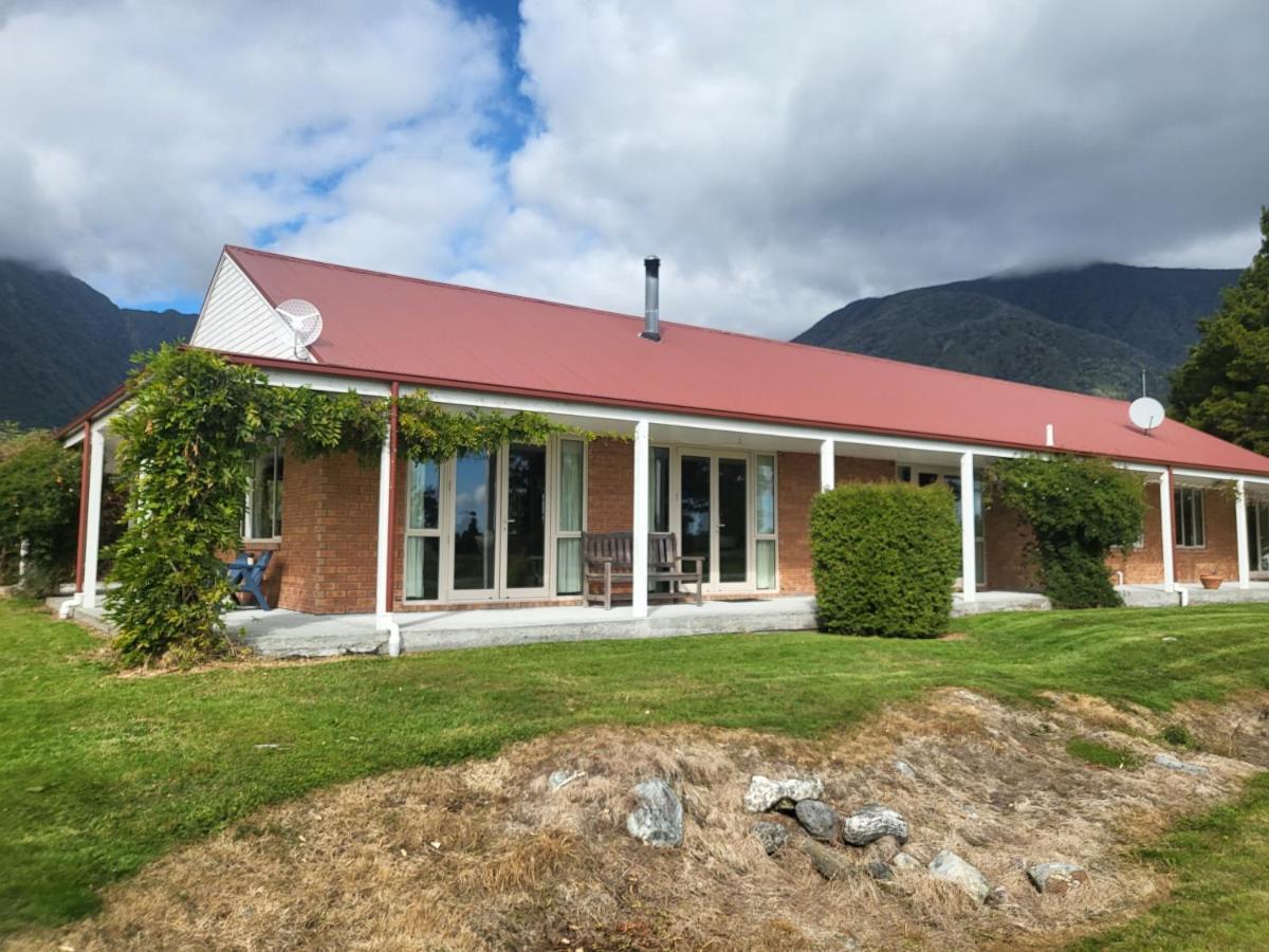 Misty Peaks Guesthouse Fox Glacier Luaran gambar